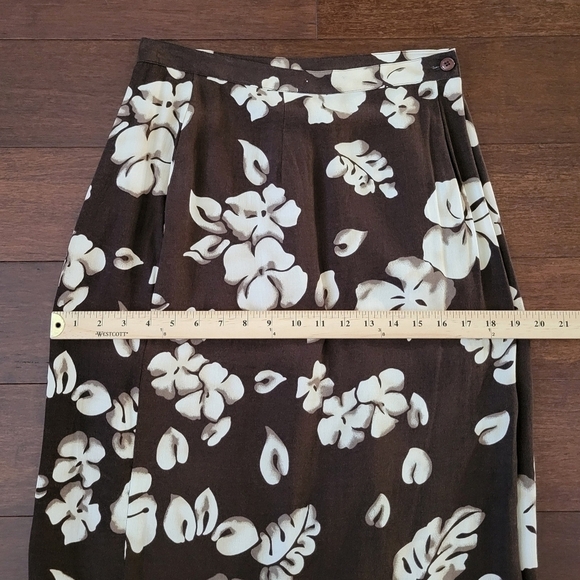 Vintage Sassco Brown Floral A-Line Knee Length Wrap Skirt Women's 10- 28" Waist - Picture 9 of 10